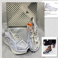 ราคา ADIDAS x STELLA McCARTNEYยังไม่เคยใช้งานรุ่นULTRANBOOST 22 ELEVATED size us7, uk51/2แท้ ซื้อจากช็อปที่Beijing (50102843010)