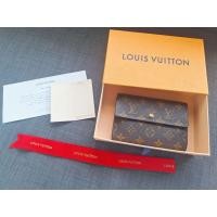 ราคา ของแท้ มือสอง กระเป๋าสตางค์พับ 3 ตอน Louis Vuitton รุ่น Victorine Wallet ลาย Monogram Canvas(มีร่องรอยการใช้งาน) (27194169822)