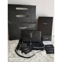 ราคา Sold‼️YSL Woc 7.5 Y2018 สภาพสวย ทรงกระเป๋าสวย หนังป่อง คาเวียร์สวย อะไหล่เงินมีรอยขนแมวประปราย มือ2 ของแท้‼️ (43052391353)