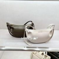 ราคา Charles&keith กระเป๋า มีโค้ดลด30% Calla Half Moon Bag กระเป๋าสะพายข้าง สะพายไหล่ ของแท้จากชอป (27179807069)