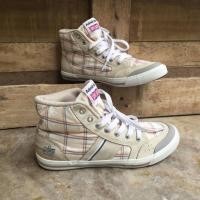 ราคา รองเท้า หุ้มข้อ /สีขาว /เบอร์ 38 / 24 cm (24444077254)