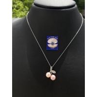 ราคา จี้มุกแท้เรือนเชอร์รี่ไข่มุกแท้พิเศษที่สุดสร้อยเงินแท้ชุปทองคำขาว18” จี้ไข่มุกแท้สีครีม+สีชมพูเข้มสวยคุ้มค่าที่สุด (8503497197)