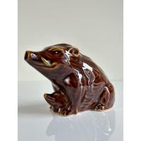 ราคา รูปปั้นดินเผาเคลือบ “หมูป่า & ลูกหมูป่า” by Tachikichi (26469075754)