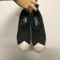 ราคา (ส่งต่อ) adidas slip on size 8.5us แท้ 100% สภาพดี (2220048934)