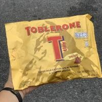 ราคา Toblerone Tiny Chocolate ท็อปเบอโรนจิ๋ว ขนาด 200g (มี25ชิ้น) (12022733454)