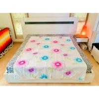 ราคา ปลอกคลุมที่นอนปิคนิค/ท๊อปเปอร์ ขนาด 5ฟุต สีขาวลายดอกหลากสี (สภาพใหม่) มือสองขายตามสภาพ สินค้าญี่ปุ่น-เกาหลีแท้ (23946945916)