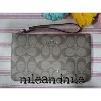 ราคา Coach แท้ คล้องมือ 1 ซิป Size L (21513643447)