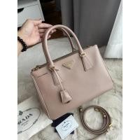 ราคา Used like new - Prada Saffiano Lux 30 2-Zips สีCammeo , y13 (22331546239)