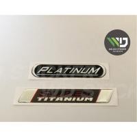 ราคา สติกเกอร์เรซิ่น PLATINUM / SUPER TITANIUM สำหรับ ISUZU **ราคาต่อชิ้น** **หากมีข้อสงสัยทักแชทก่อนสั่งซื้อสินค้า** (7497383777)