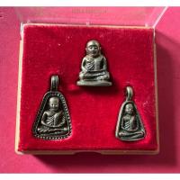 ราคา พระชุดหลวงพ่อเงินรุ่นพิเศษวัดหิรัญญาราม บางคลาน ปี 2535 อำเภอโพทะเล จังหวัดพิจิตร (44202115553)