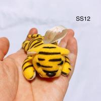 ราคา พวงกุญแจ ตุ๊กตา เสือ จิ๋ว นอนแผ่ งานขนเก่า เสือโคร่ง (27366348155)