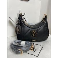 ราคา Gaston S Shoulder Bag กระเป๋าLyn แท้100% สีดำ ของใหม่ มีใบเดียว (24365345080)