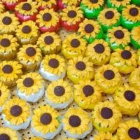 ราคา เหรียญโปรยทาน เหรียญโปรยทานดอกไม้ ลูกพลับติดดอกทานตะวัน ทานตะวัน ตัวเปล่า 1แพค25ชิ้น (18977844862)