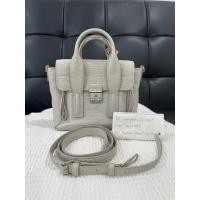 ราคา Used phillip lim pashli mini สี feather #แบรนด์เนมมือสองของแท้ #แบรนด์เนมแท้มือสอง (58005429078)