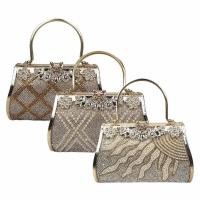 ราคา พร้อมส่ง กระเป๋าราตรีผู้หญิง STARCATE ไปงานแต่ง กระเป๋าถือออกงาน แบบมีเพชรประดับ ไซส์กลาง (6880067472)