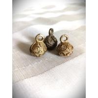 ราคา [1 แพ็ค 100 ลูก] กระพรวนทองเหลืองแท้ 1.5 ซม. งานทองเหลือง ใช้แต่งบ้าน ห้อยคอวัวควาย ตกแต่งวัวควาย (22473912353)