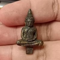 ราคา พระยอดธง หลวงพ่อโสธร เนื้อทองเหลืองเก่า 3 ซม. (49103788233)