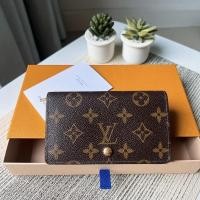 ราคา Lv Tresor wallet มือสองของแท้ค่ะ (รบกวนทั่กแชทก่อนสั่งค่ะ) (18165855212)