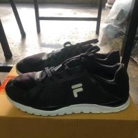 ราคา รองเท้าแบรนด์แท้มือ2 Fila ไซส์ 43-44 (23420369777)
