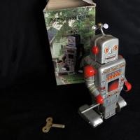 ราคา ของเล่นหุ่นยนต์ไขลาน โบราณ มือสอง (20655821611)