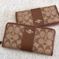 ราคา กระเป๋าสตางค์coach ใบยาว สีน้ำตาล ลายc ของแท้ ของใหม่ อปกครบ (973302203)