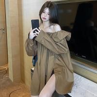 ราคา เสื้อปาดไหล่ ไหล่เดียวบางหลวมแขนยาวแยกกลาง (43762748395)