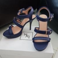 ราคา รองเท้าส้นสูง LYN ของแท้✔ ของ ใหม่ ✅ 100% Size 39 (787027039)