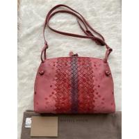 ราคา Bottega กระเป๋าสะพายข้าง ของแท้ (23090622536)