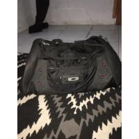 ราคา กระเป๋าเดินทาง Oakley 2 in 1 (29439310357)