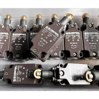 ราคา SCHMERSAL Limit Switch ลิมิตสวิตซ์ ZR332-11Y (24935747900)