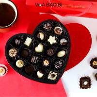 ราคา กล่องช็อคโกแลตวาเลนไทน์หัวใจสีแดง19ชิ้นพร้อมกระเป๋ากระดาษไขถาดพลาสติกช็อคโกแลตกล่องช็อคโกแลตคุณค่า (45356158515)