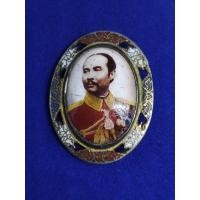 ราคา ล็อกเก็ต ร.5 ออกวัดบวรนิเวศกรุงเทพ แขวนได้เป็นเข็มกลัดได้ ตัวถังกะไหล่ทองลงยาสามสีหลังยันต์ห้า (23581335532)