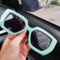 ราคา (ส่งต่อ) แว่นแฟชั่นแว่นกันแดดพร้อมส่งจากไทย (41459133690)