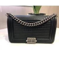 ราคา (Used) Sale ❗️❗️Limited Edition Chanel Boy Limited Striped 10” (RHW) Lamb skin (9061509484)