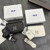 ราคา CROSS BODY BAG กระเป๋าสะพายข้าง พร้อมกล่อง กระเป๋าNY ของแท้ 100% จากช๊อปเกาหลี ของขวัญ วันวาเลนไทน์ (25840326086)