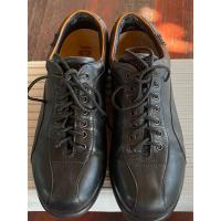 ราคา CAMPER หนังแท้ no 44 สภาพดีพร้อมใช้ เย็บพื้นแล้ว ส้นสึกเล็กน้อย มือ2 (27959221361)