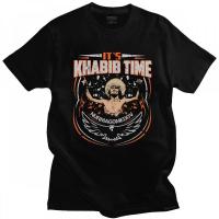 ราคา พร้อมส่ง เสื้อยืดแขนสั้น ผ้าฝ้าย แบบนิ่ม พิมพ์ลายกราฟฟิค Nurmagomedov Time MMA Fighter สไตล์วินเทจ สําหรับผู้ชายS-5XL (20489644700)