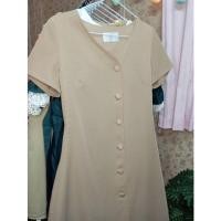 ราคา (พร้อมส่ง) ส่งต่อ เดรส La mignonne สีกากี (10578293456)