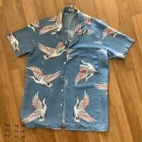 ราคา เชิ้ตแขนสั้น ลายนกกระเรียน สีฟ้า เสื้อมือสอง (5122141155)