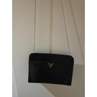 ราคา Used Crossbody /Clutch Valentino หนังแท้ vintage made in Italy (5838300065)