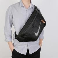 ราคา พร้อมส่ง กระเป๋าคาดอกและเอว ลายแบรนด์แฟชั่น รุ่น Tech Hip Pack (29721668401)