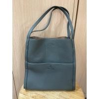 ราคา กระเป๋าสะพายมือสองสีเทา หนังนิ่มมาก (25516771179)