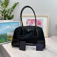 ราคา PRADA White stitch mini Boston bag black (47850193083)