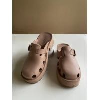 ราคา รองเท้าแตะ Charles & Keith Slip On Platform ของแท้ สีน้ําตาล ไซส์ 37 (28687080120)