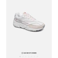 ราคา FILA V94M Low เเท้100% รองเท้าลำลอง พร้อมกล่อง สินค้ามือสอง สภาพ85% ใส่เอง2ครั้ง ใหม่มาก ราคาเต็ม2290บาท (5474650961)