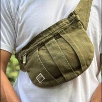 ราคา กระเป๋าสะพายผ้าแคนวาส Triffer Canvas Crossbody Bag (29538917595)