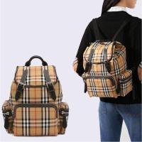 ราคา Burberry Backpack size M (26106571408)