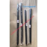 ราคา ยางรีดน้ำกระจกประตูเส้นนอก แท้ Suzuki APV , Suzuki CARRY ปี 2004-2018 (19862765955)