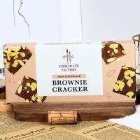 ราคา The Chocolate Factory มิลค์บราวนี่ แครกเกอร์Milk Brownie Cracker (Box) ขนม อบกรอบ แผ่นบางรสมิลค์ แบบกล่อง ขนาด 70 กรัม (7778023379)