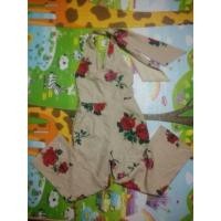 ราคา จั๊มสูทขายาวผูกคอสีครีม ลายดอก (1378124800)